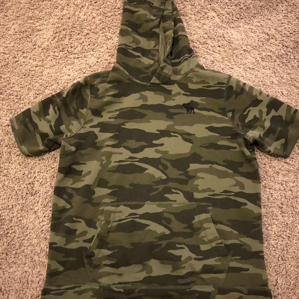 Short Sleeve Hoodie Camo